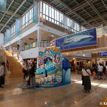 Tempozan (Osaka), Tempozan Marketplace shopping mall