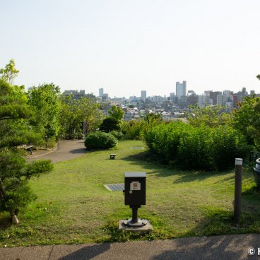 Meguro Sky Garden, View on Tokyo's buildings from the park
