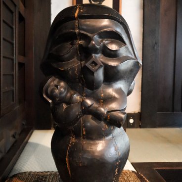 Kawai Kanjiro’s House (Kyoto), Wooden sculpture