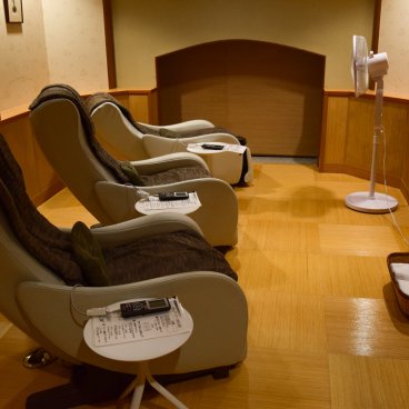 Atsumi Onsen Bankokuya (Tsuruoka), Massage chairs