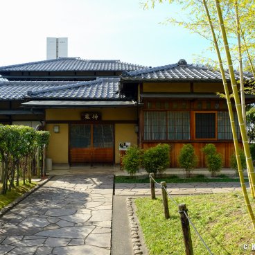 Daisen Park (Sakai, Osaka), Shinan tea house