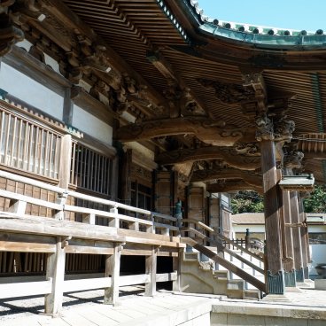Ryuko-ji (Enoshima), Dai Hondo main hall