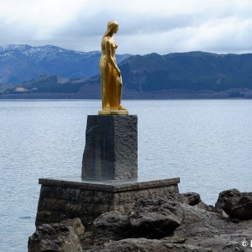 Lake Tazawa-ko (Akita), Statue of Tatsuko
