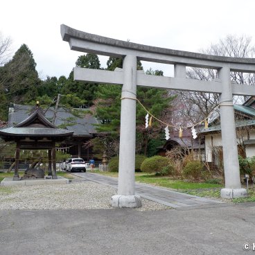Akita, Iyataka-jinja shrine in Senshu Park