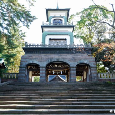 Oyama-jinja (Kanazawa), Shrine's main gate Shinmon