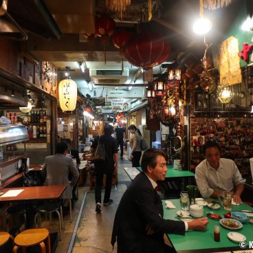 Ebisu (Tokyo), Early evening at an izakaya in Ebisu Yokocho