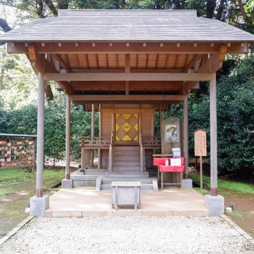 Daibutsu Hiking Trail (Kamakura), Kuzuharaoka-jinja along the path 3