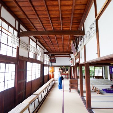 Genko-an (Kyoto), Prayer in the temple's main hall