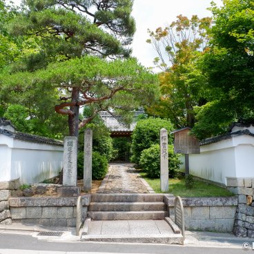 Genko-an (Kyoto), Entrance of the temple from the street
