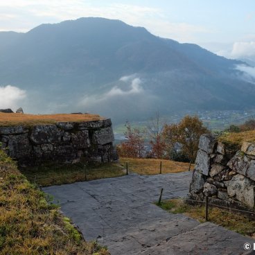 Takeda Castle Ruins, Walking path between the fortification walls 2
