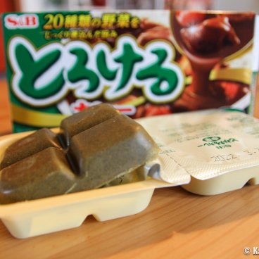Japanese curry roux in tablets