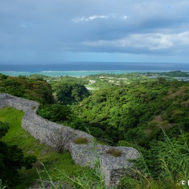 Nakijin Castle (Okinawa Honto), View on the fortified walls and the East China Sea