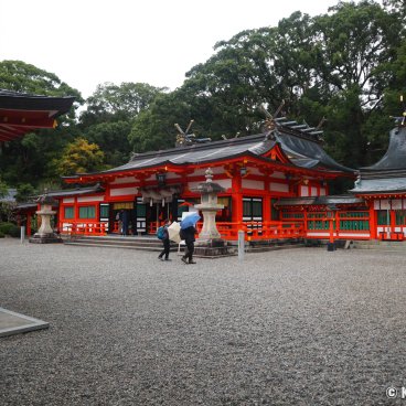 Kumano Hayatama Taisha, Pavilions in the sacred grounds