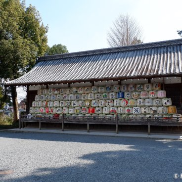 Matsunoo Taisha (Kyoto), Sake barrels offerings