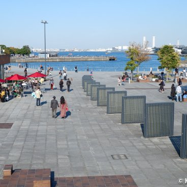 Yamashita Park (Yokohama), Access from Minato Mirai 21 port area