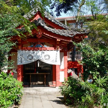 Oji (Tokyo), Secondary pavilion at Oji Inari-jinja shrine