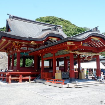 Tsurugaoka Hachimangu (Kamakura), Maiden Pavilion