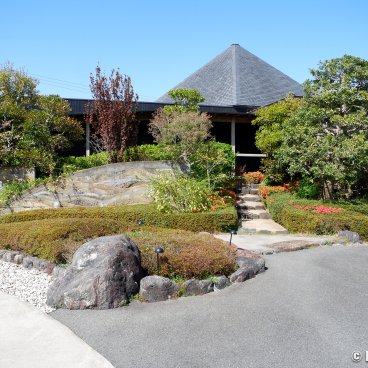 Basara-tei (Shima, Ise), The ryokan's main building