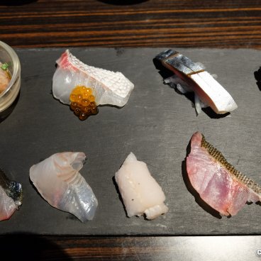 Restaurant in Fukuoka, White-fleshed fish and silver skin fish sashimi plate