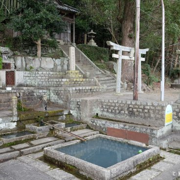 Teshima (Shikoku), Karato Shimizu natural spring and artwork Particles in the Air / Karato by Noe Aoki