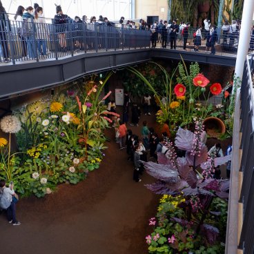 Ghibli Park (Nagoya), Setting from The House Below and The Little People's Garden in the Grand Warehouse 2