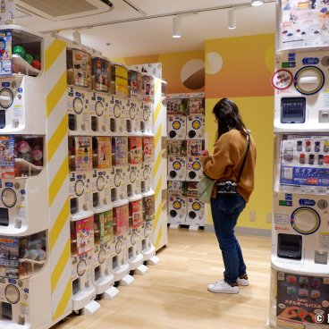 Namco Akihabara (Tokyo), 4F floor for Gashapon capsule toys 4