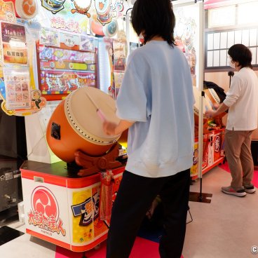 Namco Akihabara (Tokyo), 3F floor for musical games (Taiko no Tatsujin drums) 