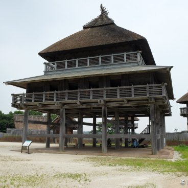 Yoshinogari Historical Park (Kanzaki, Saga), Reconstitution of the Yayoi period's main shrine