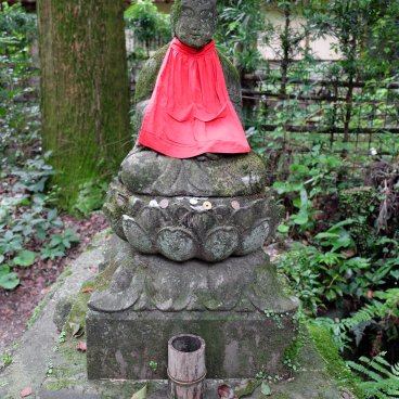 Niiyama-jinja (Kanzaki, Saga), Jizo-Bosatsu statue