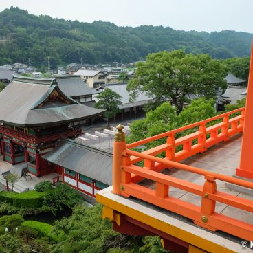 Yutoku Inari-jinja (Kashima, Saga), Elevated view on the shrine's grounds