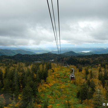 Daisetsuzan (Hokkaido), Mount Asahidake's ropeway in autumn