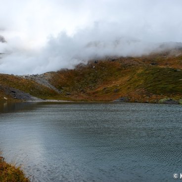 Mount Daisetsuzan in Hokkaido, Autumn landscape with Alpine koyo foliages in September