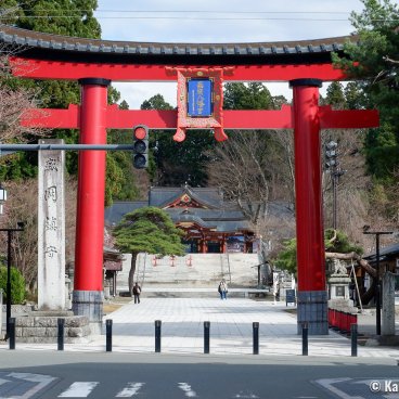 Morioka Hachiman-gu, Great Torii gate at the entrance of the grounds