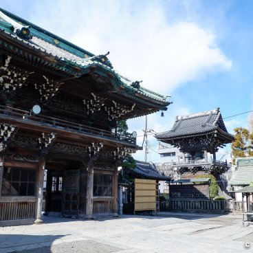 Shibamata (Katsushika, Tokyo), Rear view of Niten-mon Gate at Taishakuten Temple