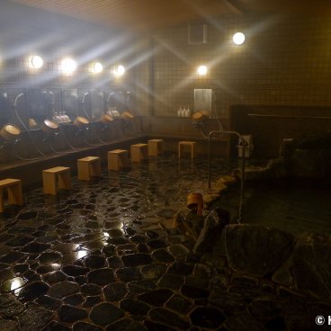 Yumoto Onsen Ohara Sanso (Kyoto), Shared baths with stone pavement