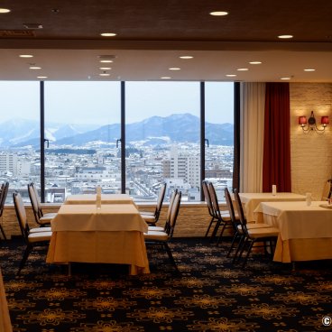 Hirosaki (Aomori), Panoramic view on the city from the Hirosaki Park Hotel