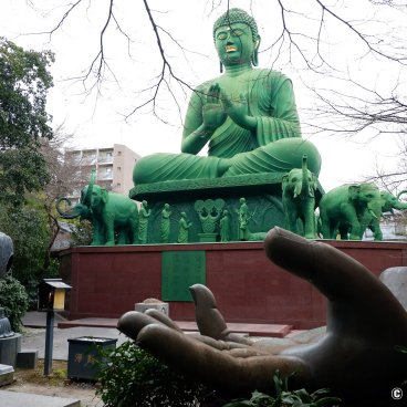 Togan-ji (Nagoya), Front view of Nagoya Daibutsu Great Buddha Statue 3