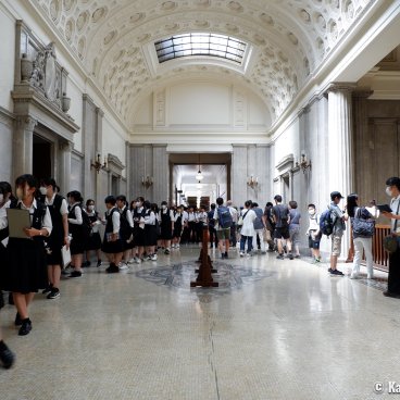 National Diet Building (Tokyo), Guided tour with children in a school trip