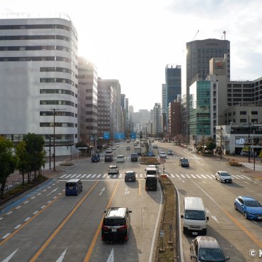 Hisaya Odori (Nagoya), View on Sakae's urban district from a walkway in the park