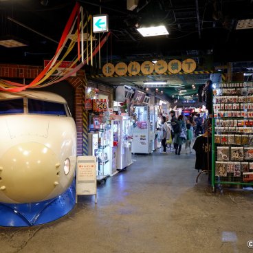 Daiba 1-chome Shotengai (Tokyo), Showa Era shopping street replica 2