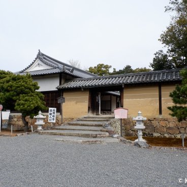 Zuishin-in (Kyoto), Nagaya-mon gate at the entrance of the temple