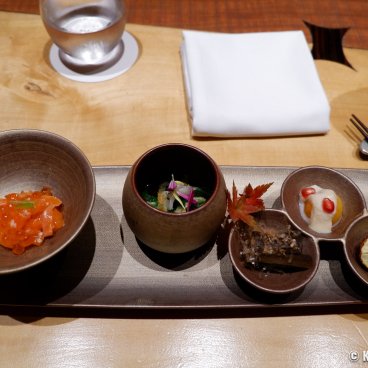 Happo-en (Tokyo), Fall Japanese cuisine at restaurant Enjyu in the garden