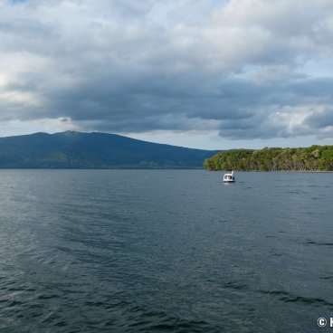 Akan-Mashu National Park (Hokkaido), Pedal boat on Lake Kussharo