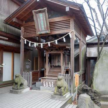 Kawagoe Hikawa-jinja, Kakinomoto no Hitomaro secondary pavilion on the shrine's grounds