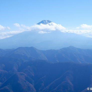 Mount Fuji Helicopter Tour, Winter view on the sacred mountain from the sky