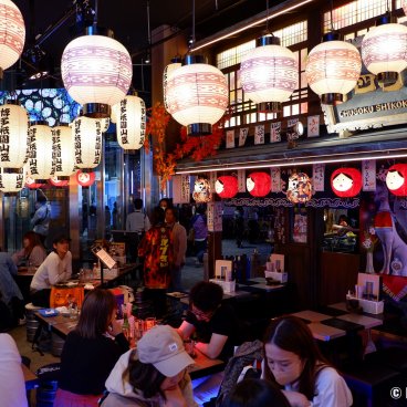 Kabukicho Tower (Tokyo), Izakaya pubs at the Kabuki Yokocho 3