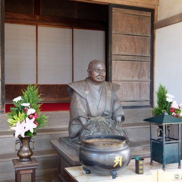 Daijo-ji (Kasumi, Hyogo), Statue of monk Gyoki, the founder of the temple