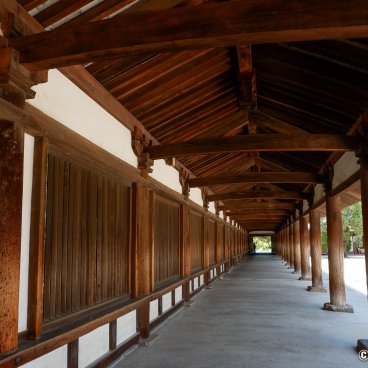 Horyu-ji (Ikaruga), Inside view of the cloister in Sai-in Garan 2