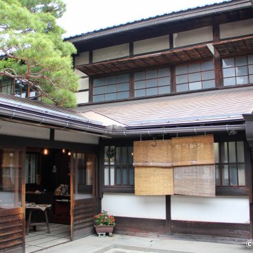Kusakabe Mingeikan (Takayama), Residence's inner courtyard