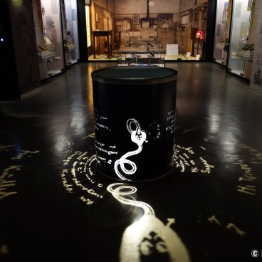 Lafcadio Hearn Memorial Museum (Matsue), Display on Hearn's literary work 2